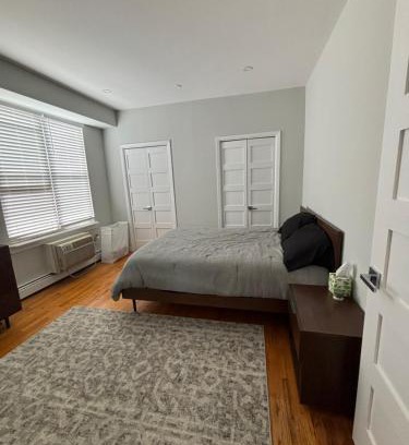 Ludlow House | Private room in a luxury apartment