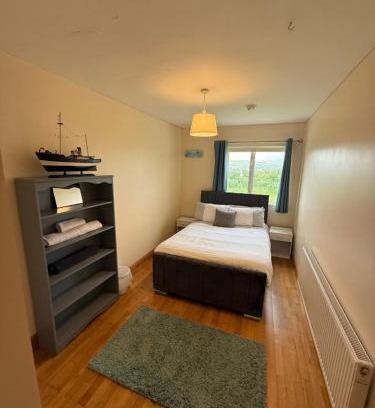 Portmagee House | Private Room in Skellig Apartment