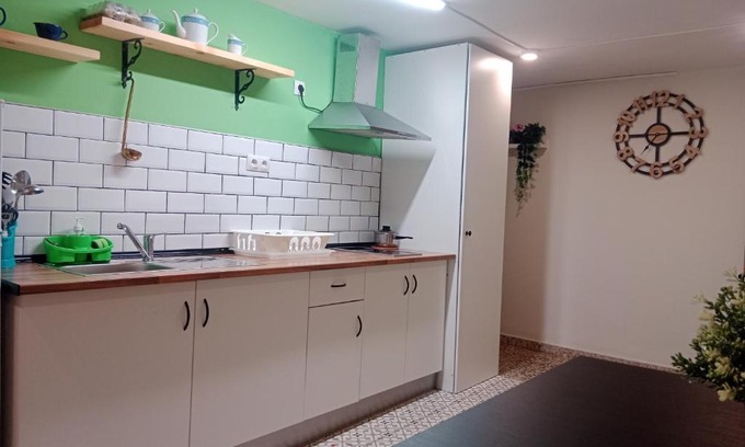 Santander Bed & Breakfast | Private Room Service - Grupo RH Santander