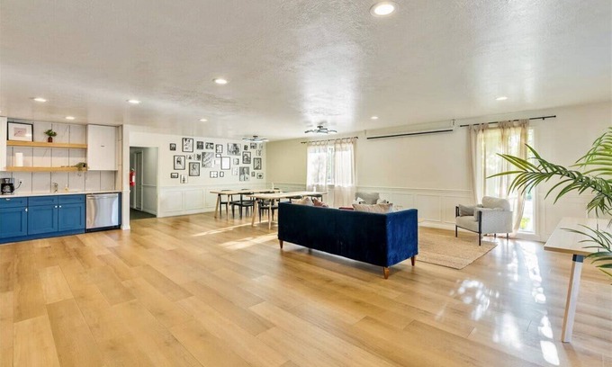 Ogden House | Private Room w/own Bathroom, Quiet Neighborhood!