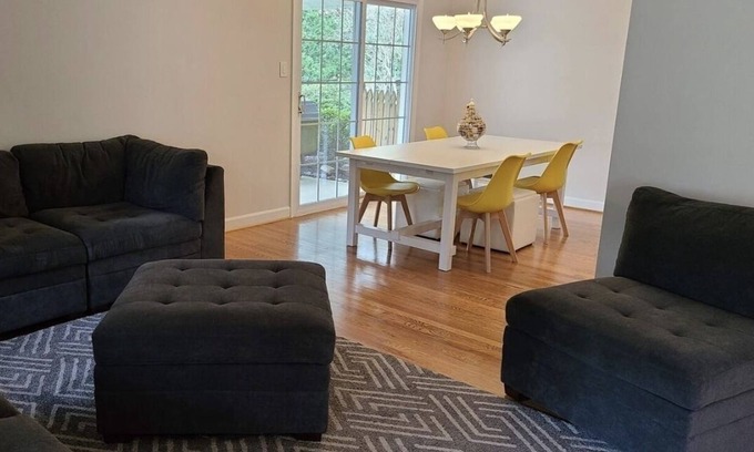 Fairland House | Private room with it own entrance and full bathroom