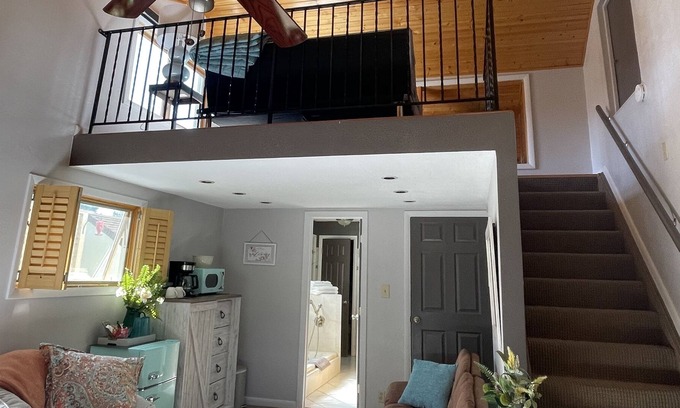 Laramie House | Private Studio apartment in Laramie