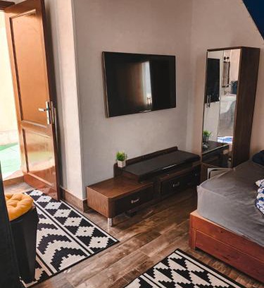 6th of October City Apartment | Private Studio, AC, kitchen, TV, Wi-Fi