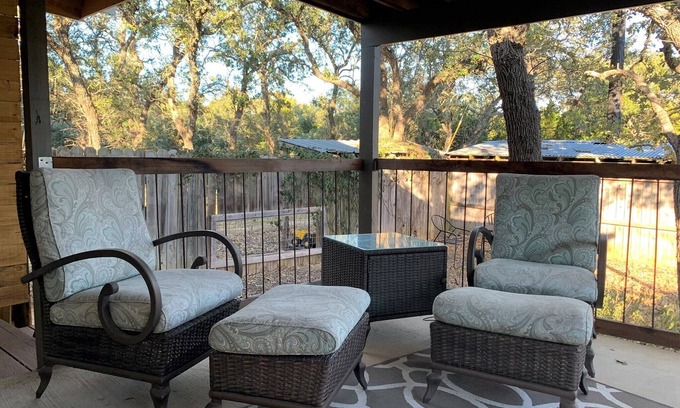 Austin House | ☆ Private Studio w/Patio & Grill near Swimming & Wineries ☆