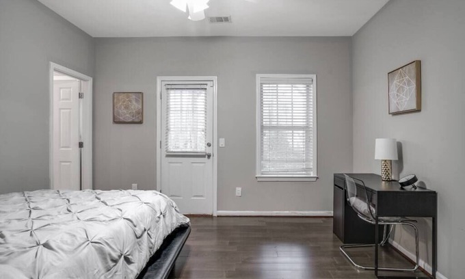 Tucker House | Private Suite Minutes Away From Atlanta