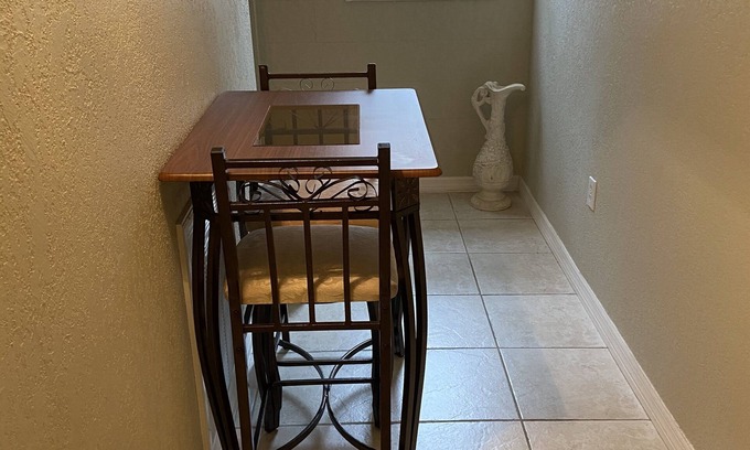 Wesley Chapel South House | Private Suite