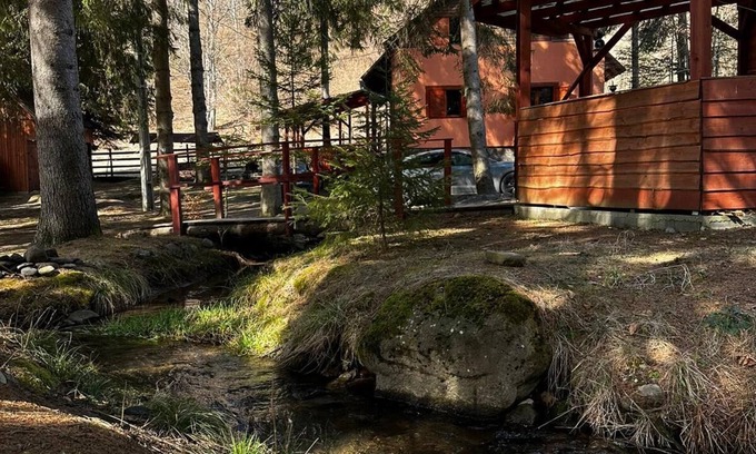 Varsag Cabin | Private vacation home in the middle of the Harghita mountains surrounded by