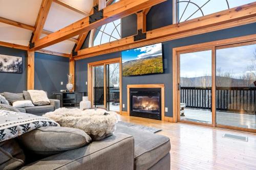 Sunday River Area House | Private, Views, Hot Tub, Pets OK, Spacious!