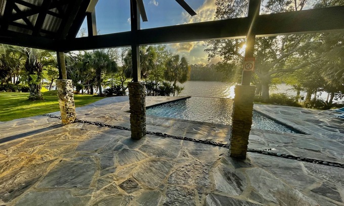 Elberta Villa | Private Villa, Boat, Infinity Pool, Private Beach, Kayak with Dolphins!