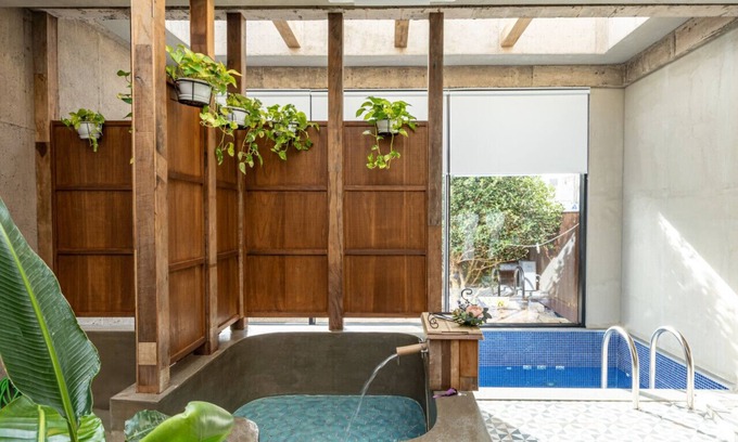 Downtown Villa | Private villa in Jeju, South Korea – tropical vibes with pool and jacuzzi