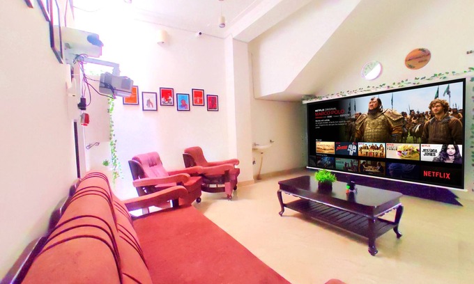 Udaipur Villa | Private Villa near Fatehsagar lake - 2 minute drive.