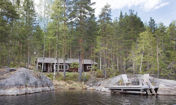Puumala Villa | Private villa on lake Saimaa with sauna & rowing boat - 6 persons, 3 bedrooms