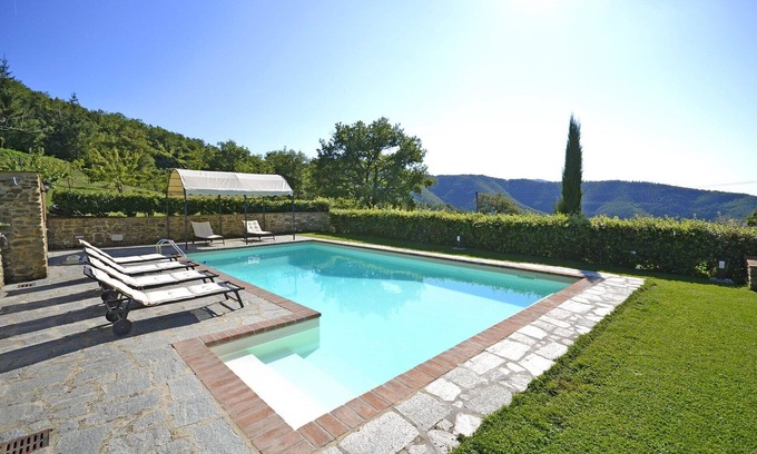 Pieve di Chio Villa | Private Villa with A/C, private pool, WIFI, TV, patio, panoramic view, parking, close to Cortona