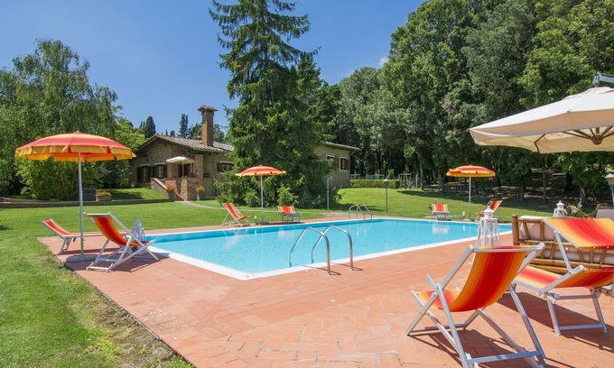 Gambassi Terme Villa | Private Villa with WIFI, private pool, TV, balcony, pets allowed, parking, close to San Gimignano