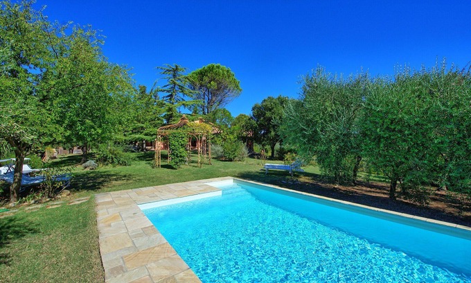 Certaldo Villa | Private Villa with private pool, WIFI, TV, patio, panoramic view, parking, close to San Gimignano