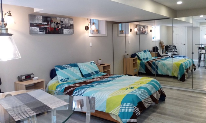 Cambridge Apartment | Private Walkout Basement Suite with Street Parking
