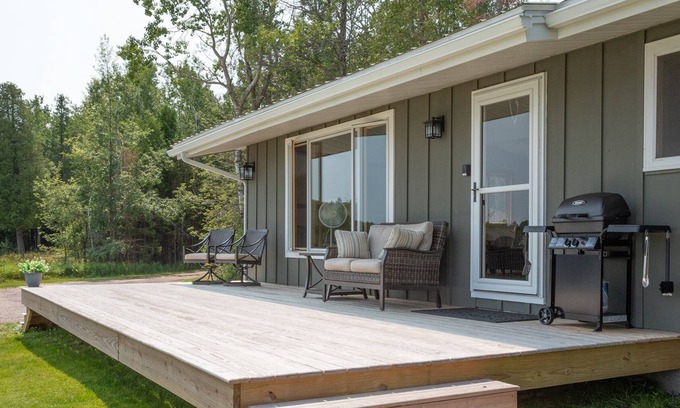 De Tour Village House | Private Waterfront