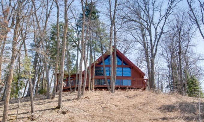 Bemidji Cabin | Private Waterfront Cabin on Lake Plantagenet