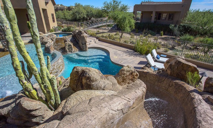 Pinnacle Peak House | Private with Mountain Views and City Lights