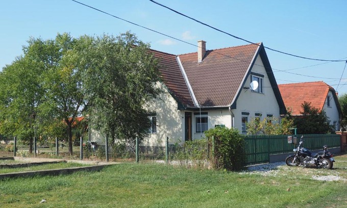 Hortobagy House | Privatzimmer Csikos