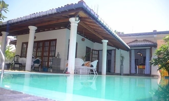 Hikkaduwa Villa | Privet Araliya Villa