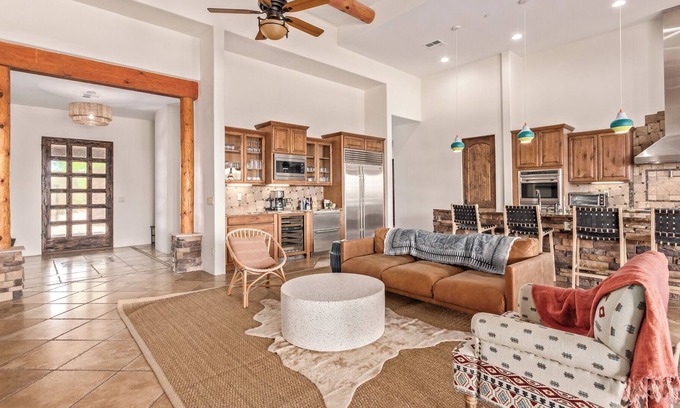 Rio Verde Foothills House | Professionally-designed, newly-renovated 5BR Scottsdale desert luxury home | The Sonoran by Boutiq