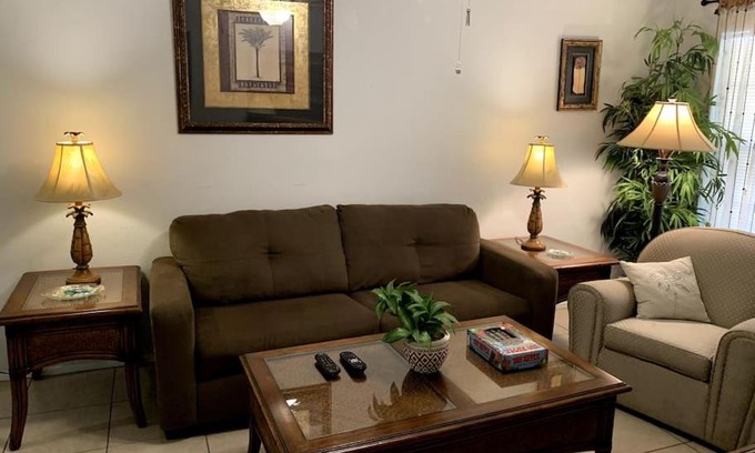 Crystal River Apartment | Professor Rousseau's Tiki Hideaway