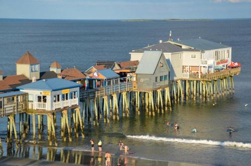 Old Orchard Beach House | Promenade Deck 202