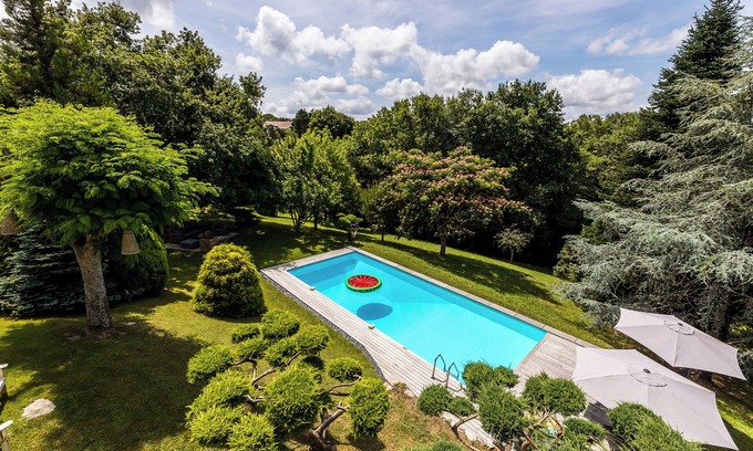 Arbonne Villa | Property 1 hectare 6 bedrooms swimming pool 4 km from beaches