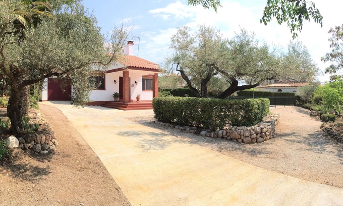 Cap Roig Villa | Propiedad Premium con Piscina Privada al Lado del mar