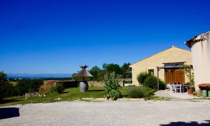 Pech-Luna Cottage | Propriété de Charme Rénovée sur 3000 m2 Avec vue Exceptionnel sur les Pyrénnées