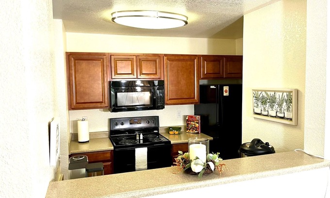 Rancho Cordova Apartment | Pros' Choice: Exclusive Midterm Housing