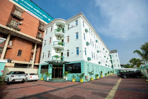 Ikeja Hotel | Providha Hotel & Suites