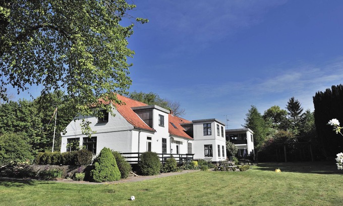 Hovedgard Bed & Breakfast | Provstegården Bed & Breakfast