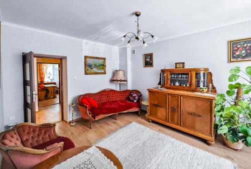 Jaslo Apartment | Przytulne Mieszkanie w Stylu Vintage Centrum