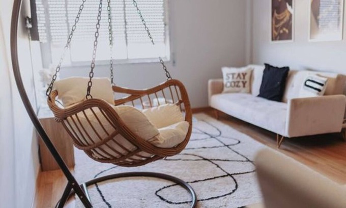 Apelacao Apartment | Cozy and modern 3-bedroom apartment in Lisbon near the airport.