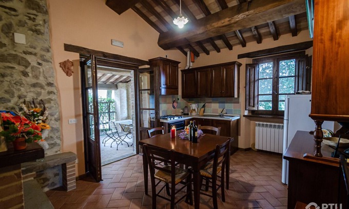 Bivio Lugnano Apartment | PTU La Fattoria Farmhouse - APT Il Granaio