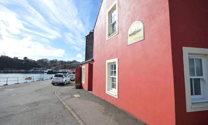 Tobermory House | Puffin Apartment