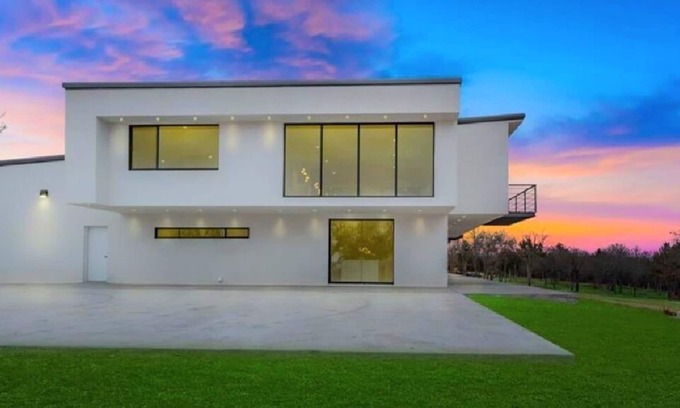 Gordonville House | Pure Lux W Indoor Pool/Spa, Gameroom, Movie Theater, Near Beach!