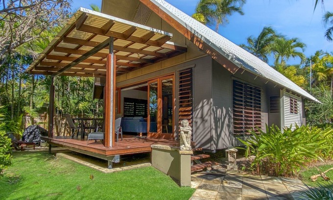 Nelly Bay Villa | Pure Magnetic Villa 4