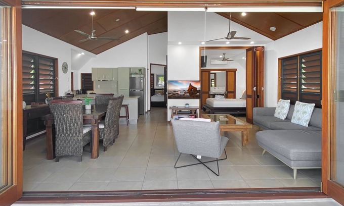 Nelly Bay Villa | Pure Magnetic Villa 9