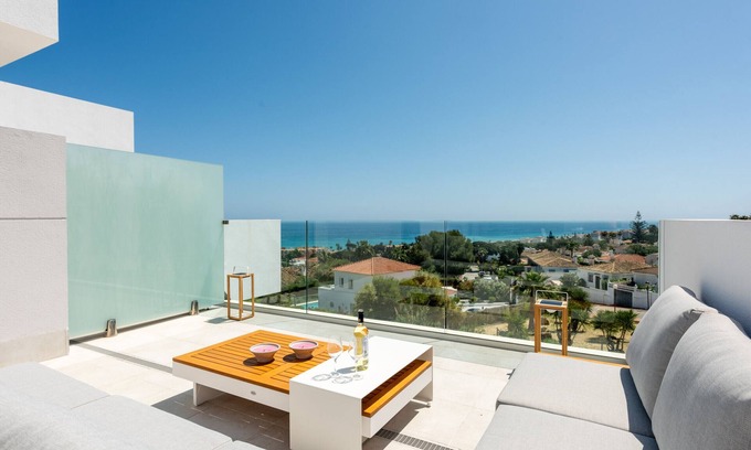 Puerto de la Duquesa Apartment | Pure South II 2447 Penthouse