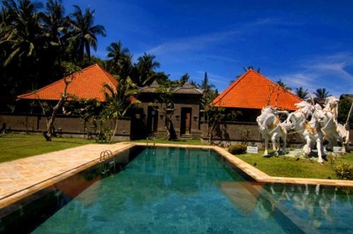 Padangbai Hotel | Puri Rai Hotel