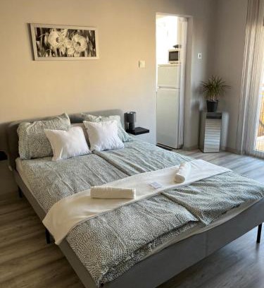 Miskolc Apartment | PV Apartman