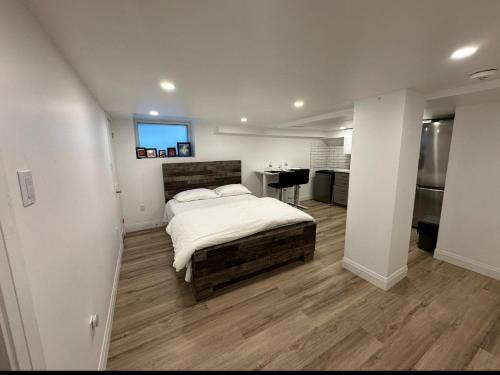 Rosemount Apartment | Pvt Studio Near Waterloo Airport & Minutes to Downtown