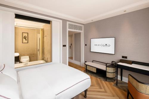Qingdao City Center Hotel | Qingdao Seaview Garden Hotel