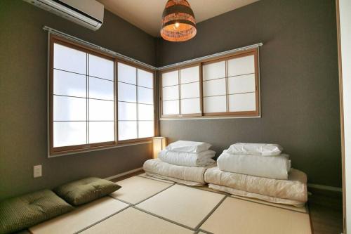 Kitakoiwa Apartment | QU101 Edogawa Japanese Style Apartment 101 has direct access to Akihabara and Shinjuku, with convenient transportation and free WiFi