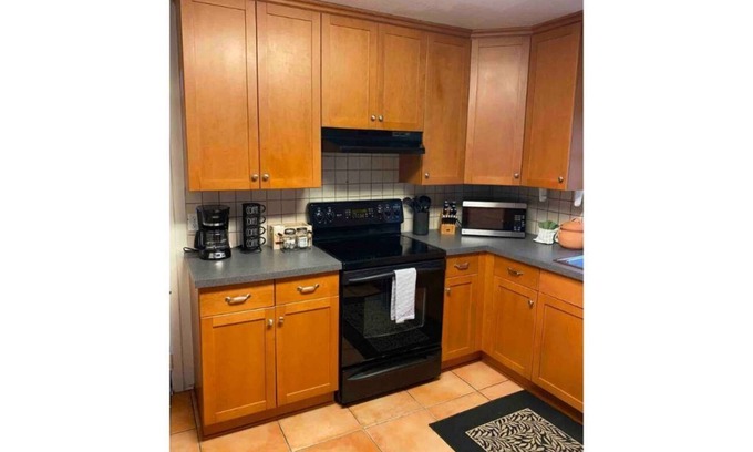 Dade City Other | Quail Hill Farmhouse for Adventure Travelers