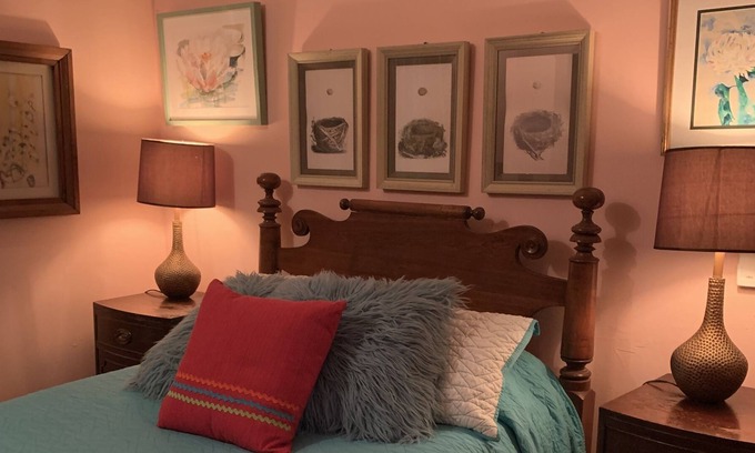 West Eaton Other | Quaint 1 bedroom boho suite with great views.