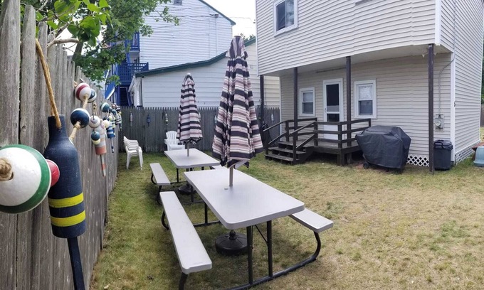Old Orchard Beach Cottage | Quaint 2 bedroom cottage across the street from the beach with private yard.